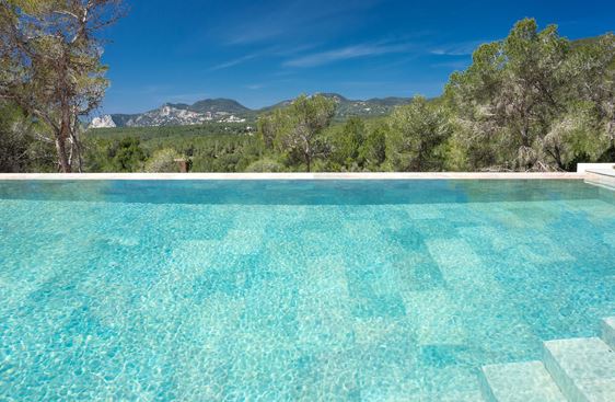 Uitzonderlijke luxe villa in Cala Jondal te koop