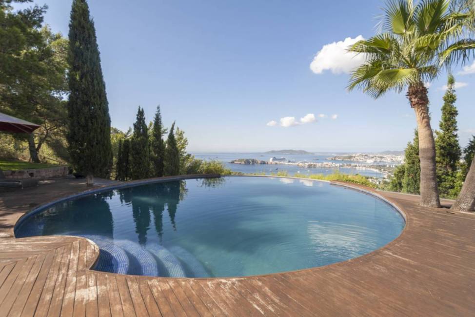 Zeer luxe villa in Ibiza te huur en te koop fantastisch uitzicht