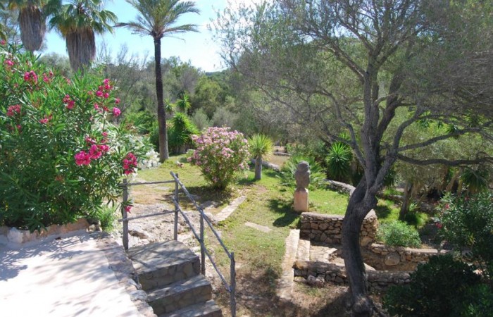Koop een ongelooflijke villa in Ibiza