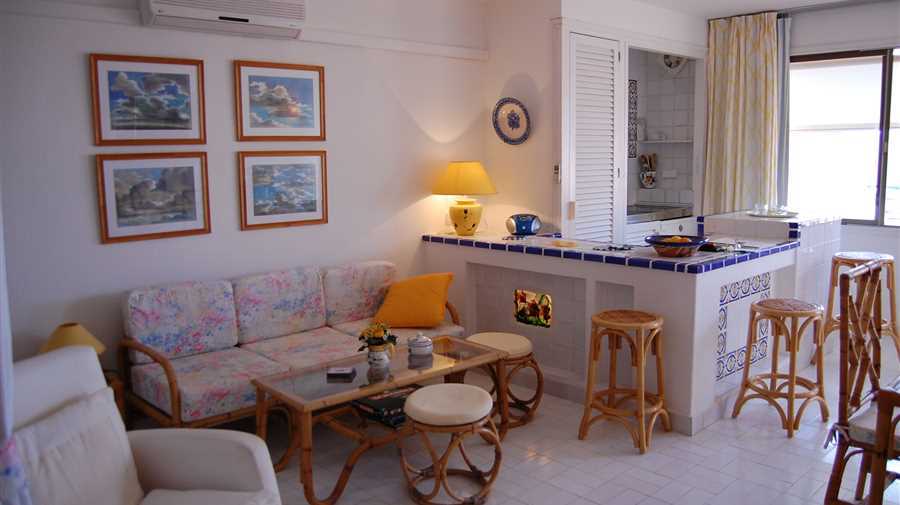 Geweldig appartement in Cala Tarida eerste lijn zee