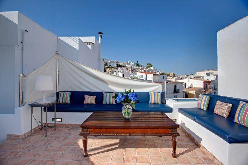 Luxe 4 slaapkamer huis in La Marina - Ibiza te koop