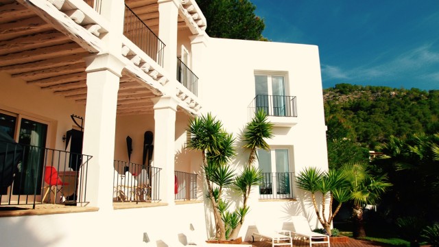 Luxe villa met uitzicht op zee en het land - bovenste gedeelte Cap Martinet