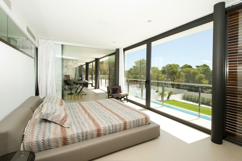 Ultra moderne villa te koop in Vista Alegera met uitzicht op zee