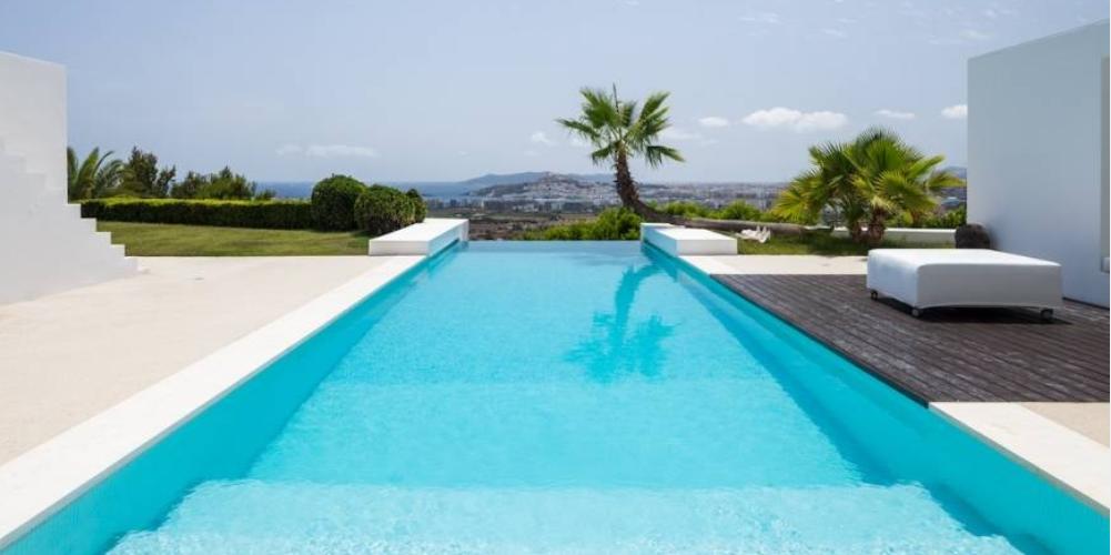 Luxe villa met prachtig uitzicht in Can Rimbau