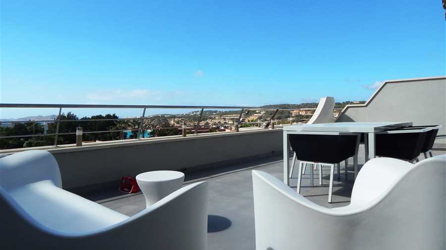 Hoge kwaliteit appartement in Cala Tarida te koop
