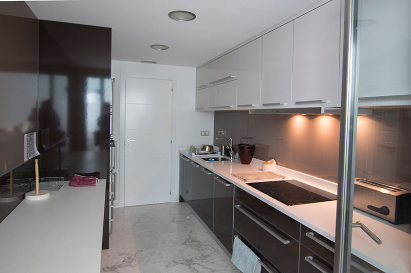 mooie luxe appartement 3 slaapkamers in de buurt van Playa d'en Bossa te koop