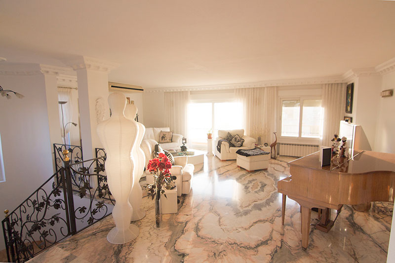 Prachtige 4 slaapkamer appartement in San Antonio Ibiza te koop