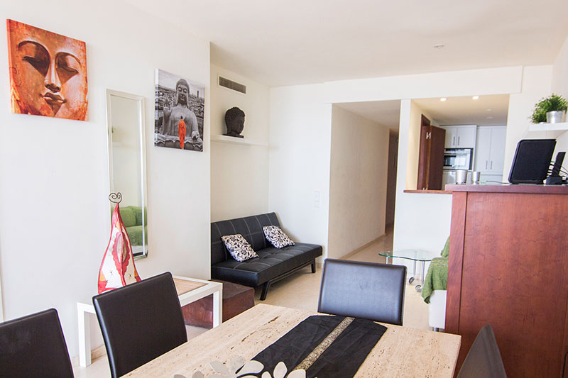 Ruim appartement in Playa d'en Bossa te koop