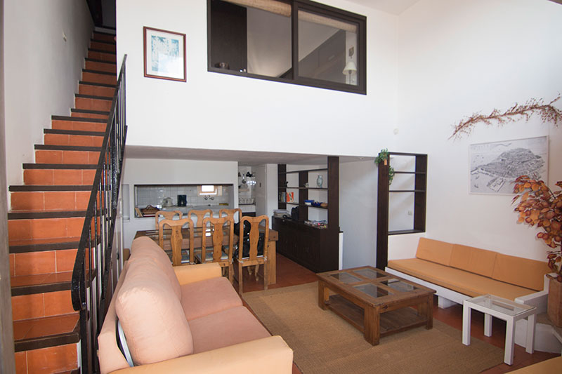 Mooi appartement met een slaapkamer te koop in La Marina in Ibiza