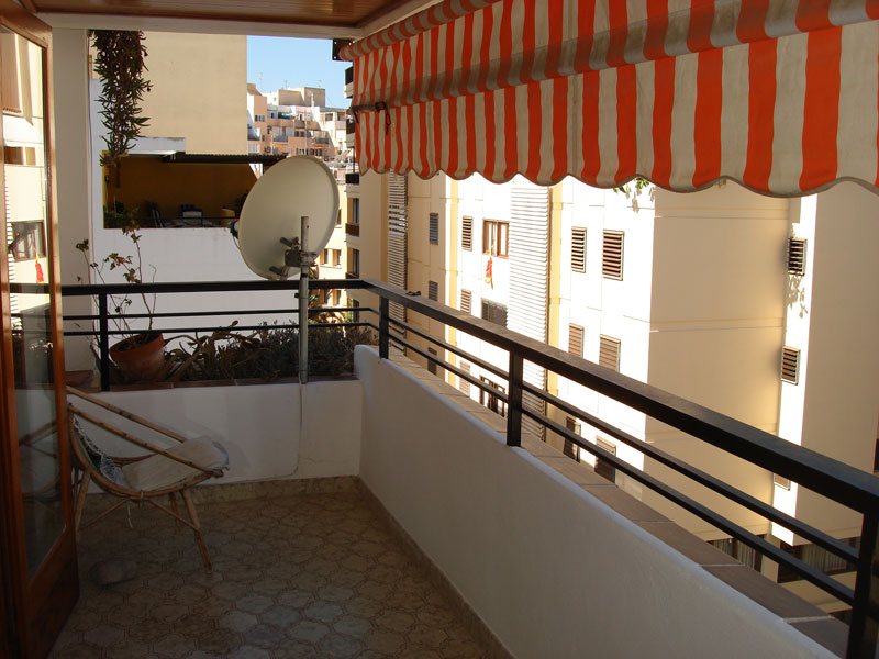Drie slaapkamer appartement in de stad Ibiza