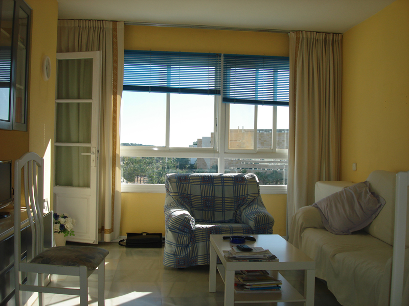 Mooi appartement met een slaapkamer in Marina Botafoch te koop