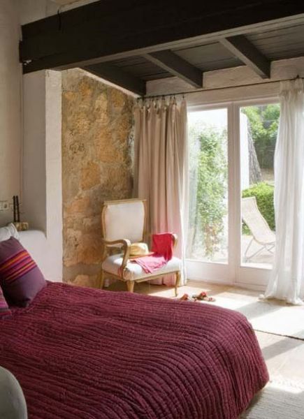 Vijf slaapkamer villa in La Acebeda Salinas te koop