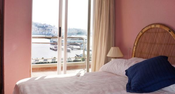 Twee slaapkamer appartement te koop in Marina- Botafoch