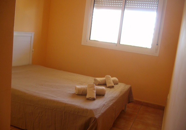 Mooie drie slaapkamer appartement in Marina Botafoch te koop