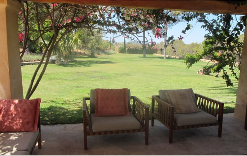 Villa met prachtig uitzicht op zee en zonsondergang in Benimussa te koop