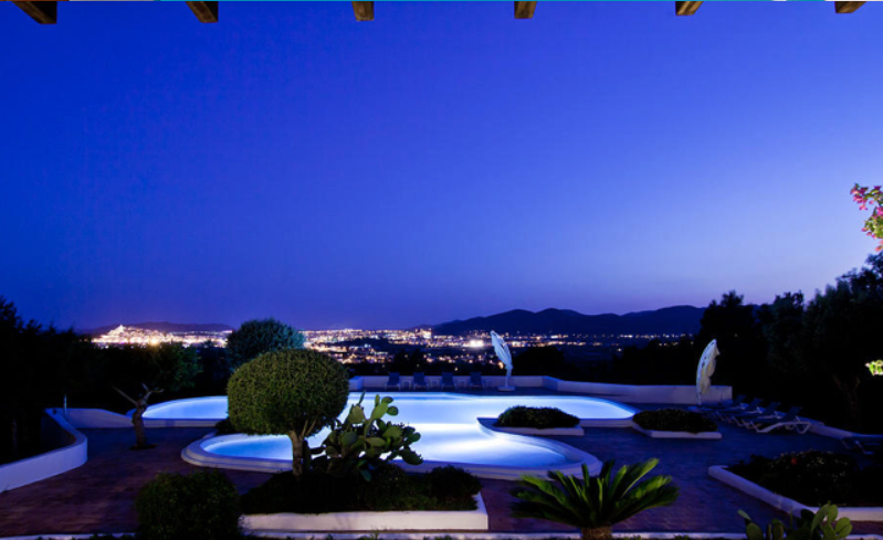 Exclusieve Villa te koop in de buurt van Ibiza