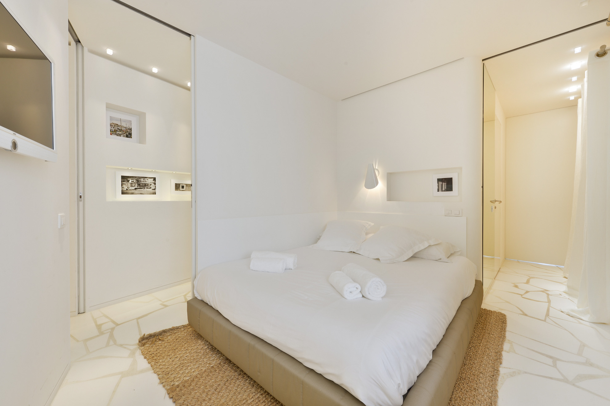Modern luxe appartement te koop in het prestigieuze gebouw Las Boas