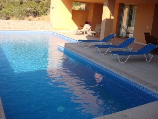 Dublex Appartement in Cala Carbor met privé zwembad te koop