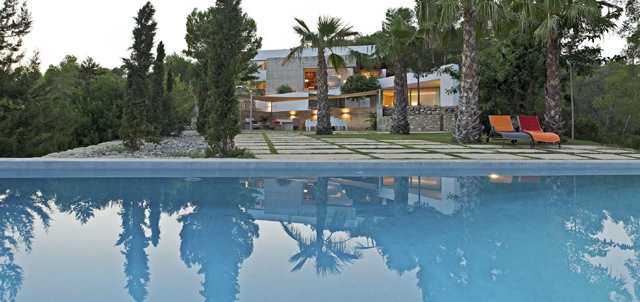 Een van de meest verbazingwekkende villas te koop in Cala llonga