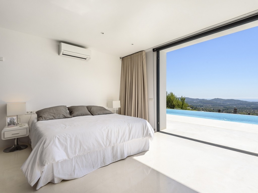 Luxe villa op 250.000 m2 in Morna Valley te koop