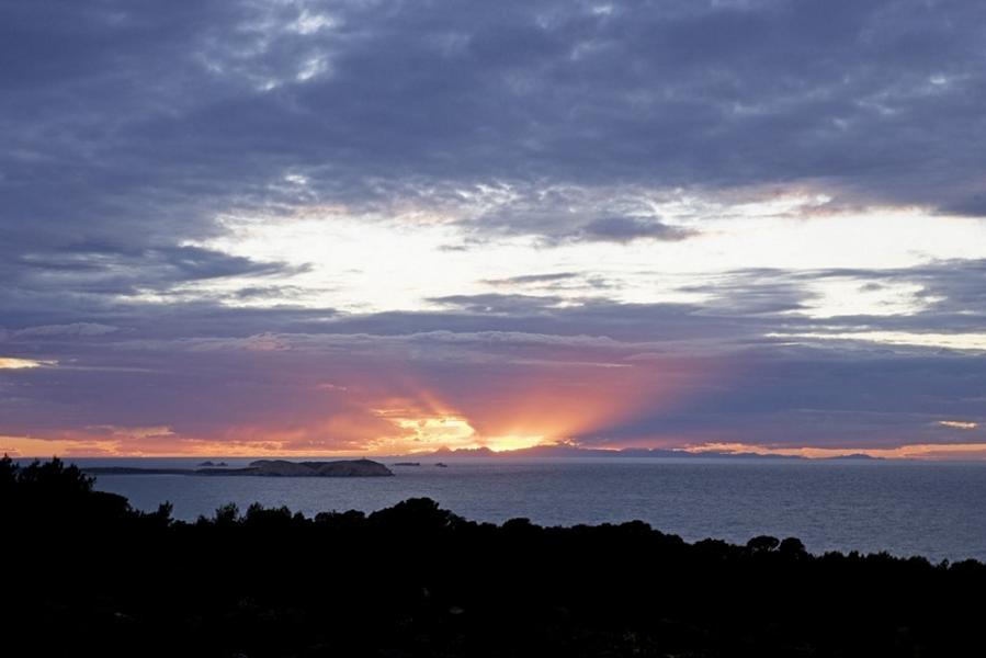 Oude Ibiza finca met spectaculair uitzicht op zee en de zonsondergang