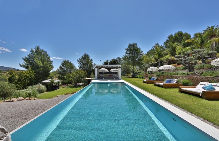 Luxe villa te koop op Ibiza in San Lorenzo