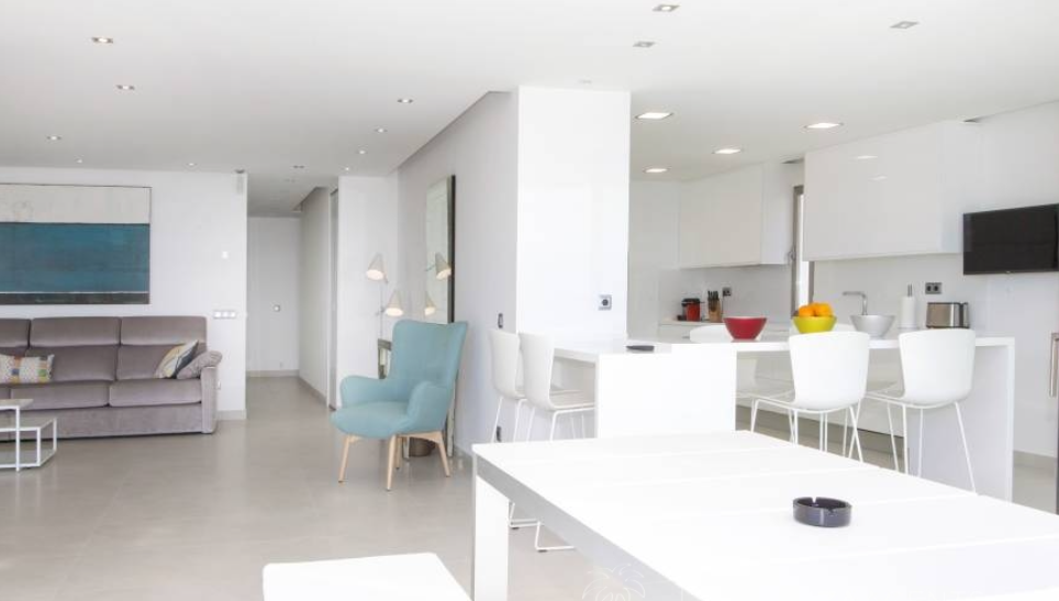 Luxe appartement te koop in Marina Botafoch Ibiza