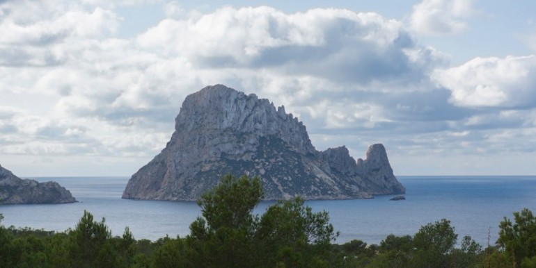 Met uitzicht op zee te renoveren vier vrijstaande in Ibiza