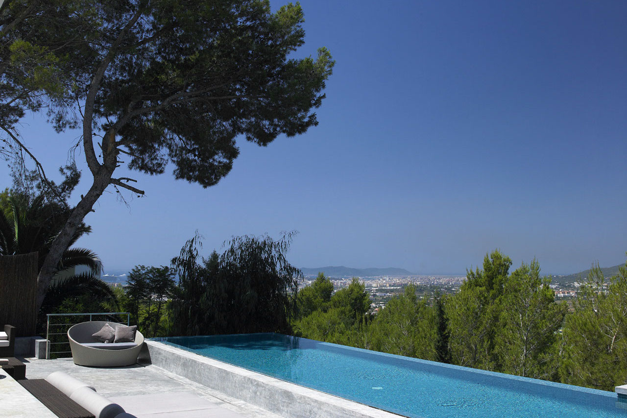 Zeer luxe villa in Can Furnet met een prachtig uitzicht