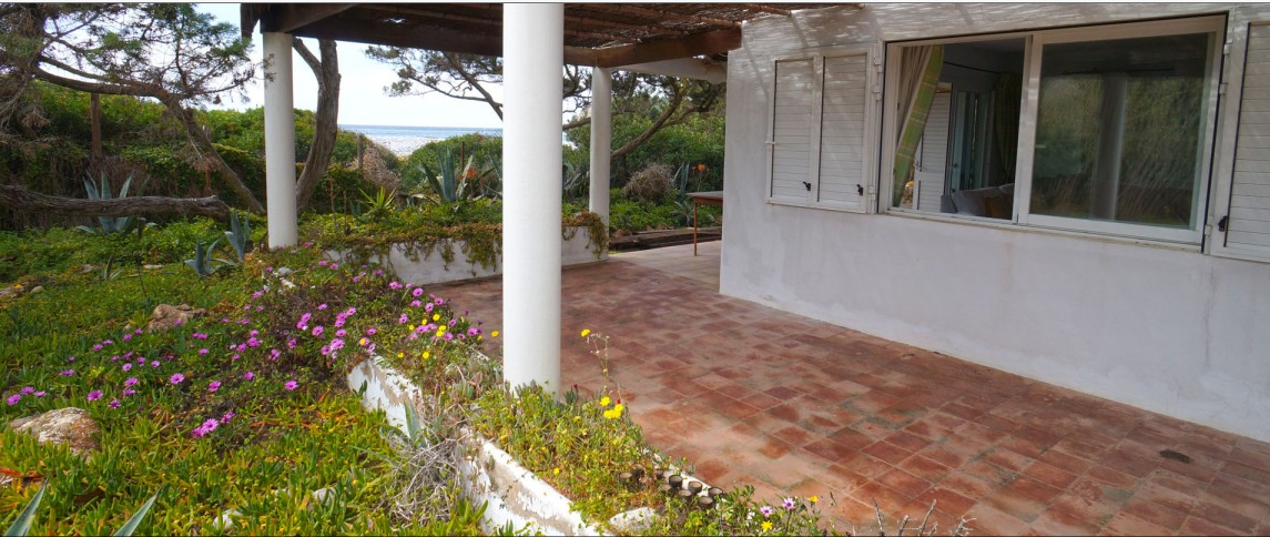 Villa in een van de beste buurt van Ibiza, met toegang tot het strand