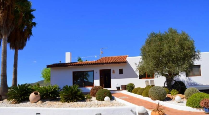 Villa in het centrum van Ibiza te koop