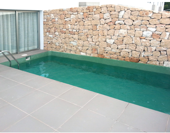 Huis in Roca Llisa met prive zwembad te koop