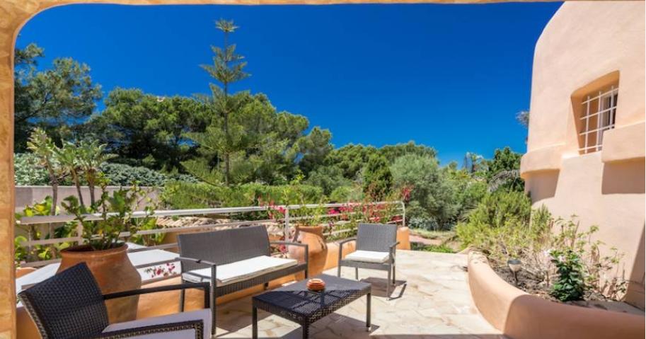 Uniek landgoed te koop in Cala Jondal Ibiza