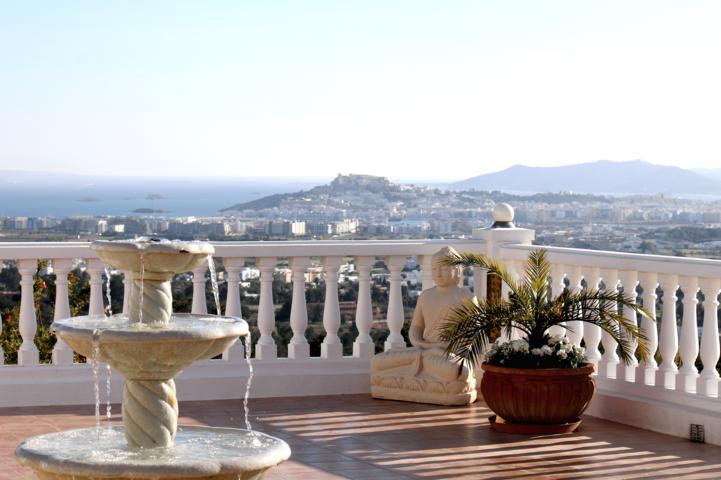 Villa te koop in Can Furnet met prachtig uitzicht