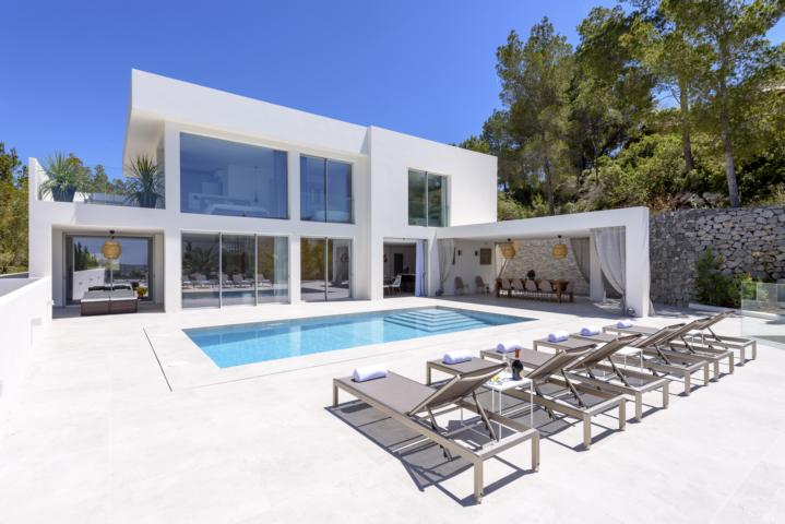 Grote moderne Villa in Cap Martinet te koop