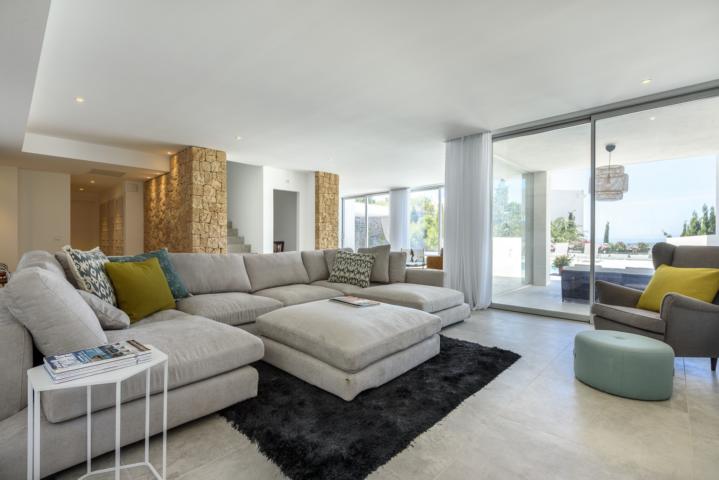 Grote moderne Villa in Cap Martinet te koop