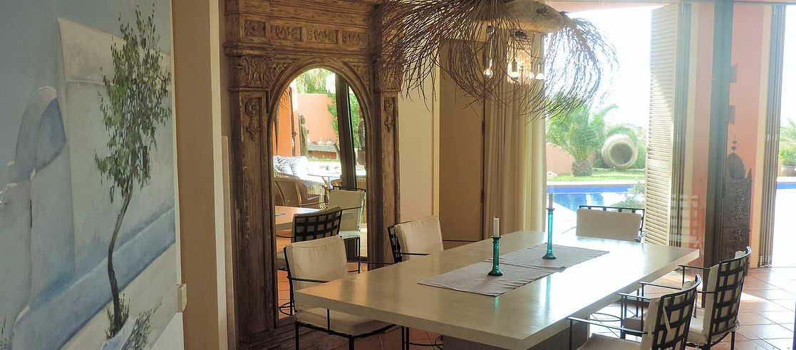 Moderne Villa te koop in Caló den real. Met prachtig uitzicht