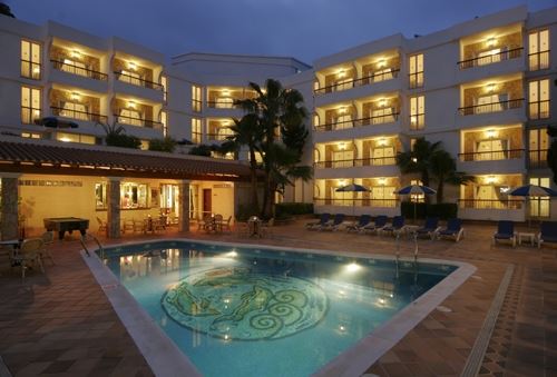 Luxe Suite Hotel Met Vier Sterren In Ibiza Te Koop