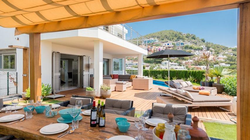 Moderne nieuwbouw villa te koop in Jesus Ibiza