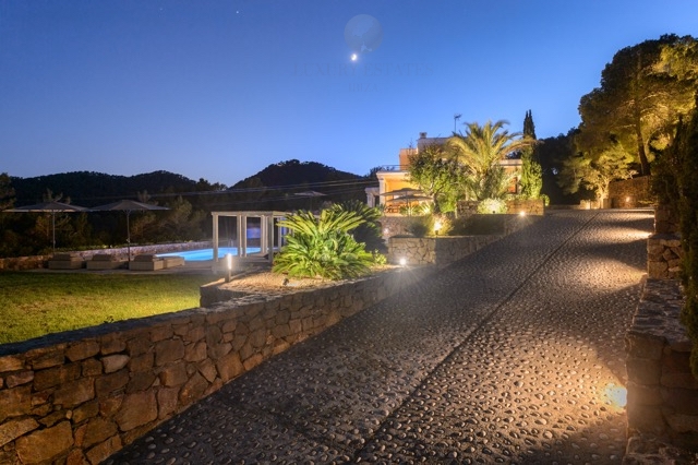Villa in mediterrane stijl met een prachtig panoramisch uitzicht
