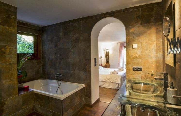 Mooie gerenoveerde villa in Can Furnet met toeristische vergunning