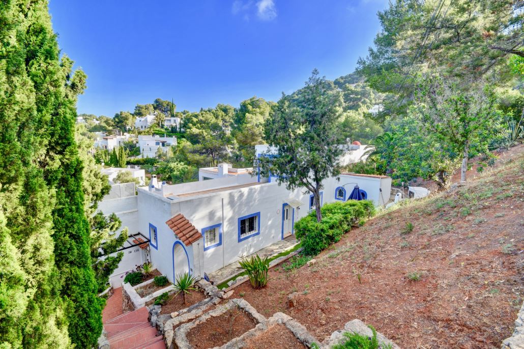 Huis gelegen tussen Santa Eulalia en Ibiza