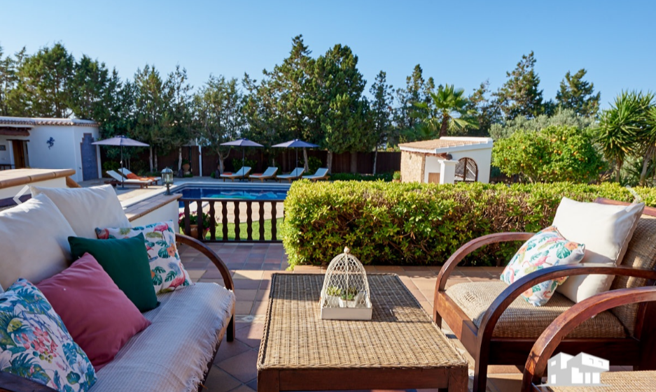 Mooie finca-stijl villa met zwembad in San Augustin