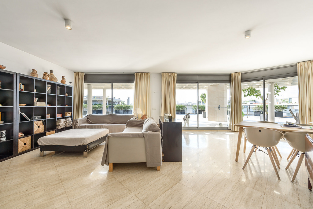 Luxe penthouse met 500m2 terras te koop met 3 slaapkamers