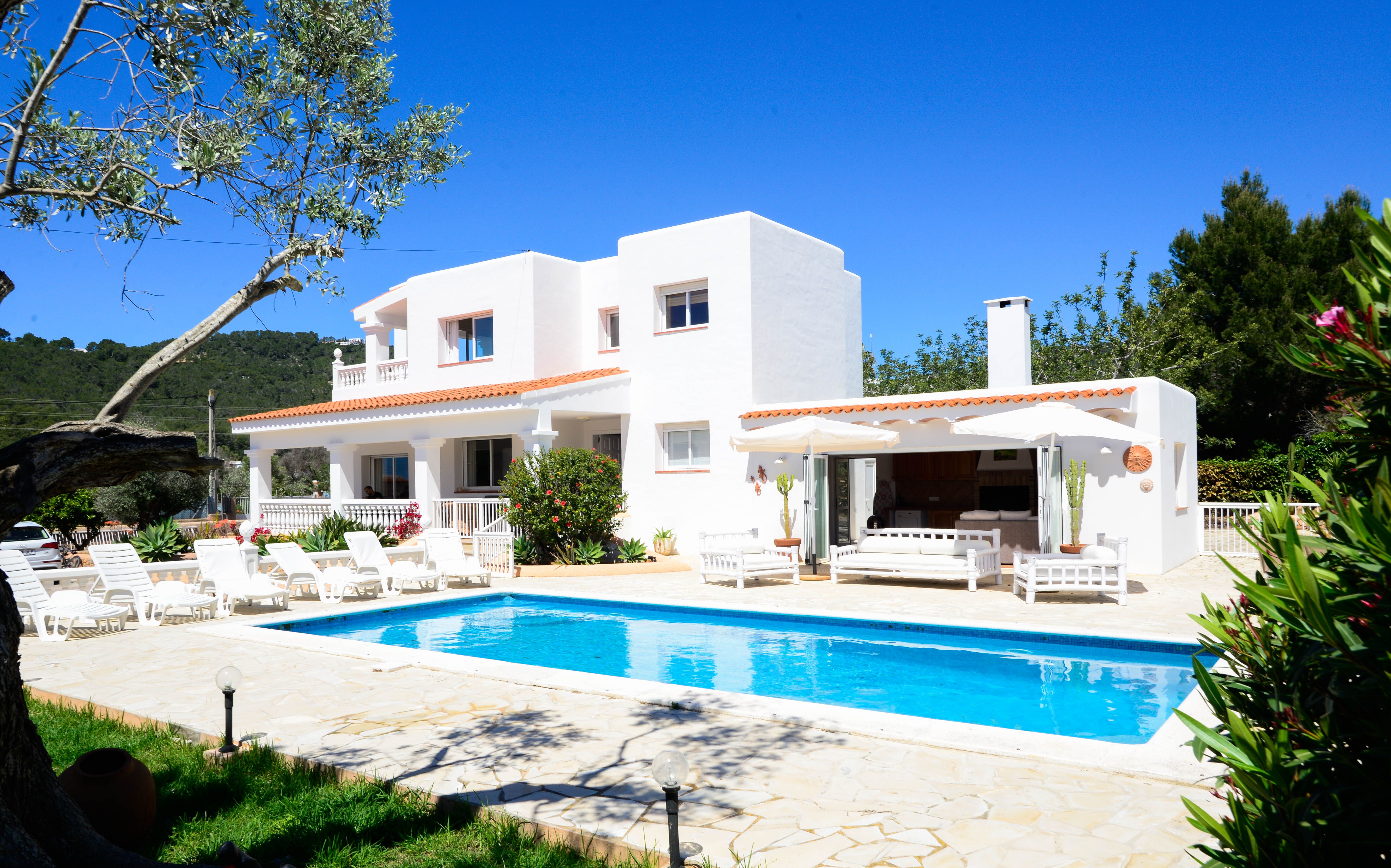 Huis met toeristische vergunning in de buurt van Ibiza te koop