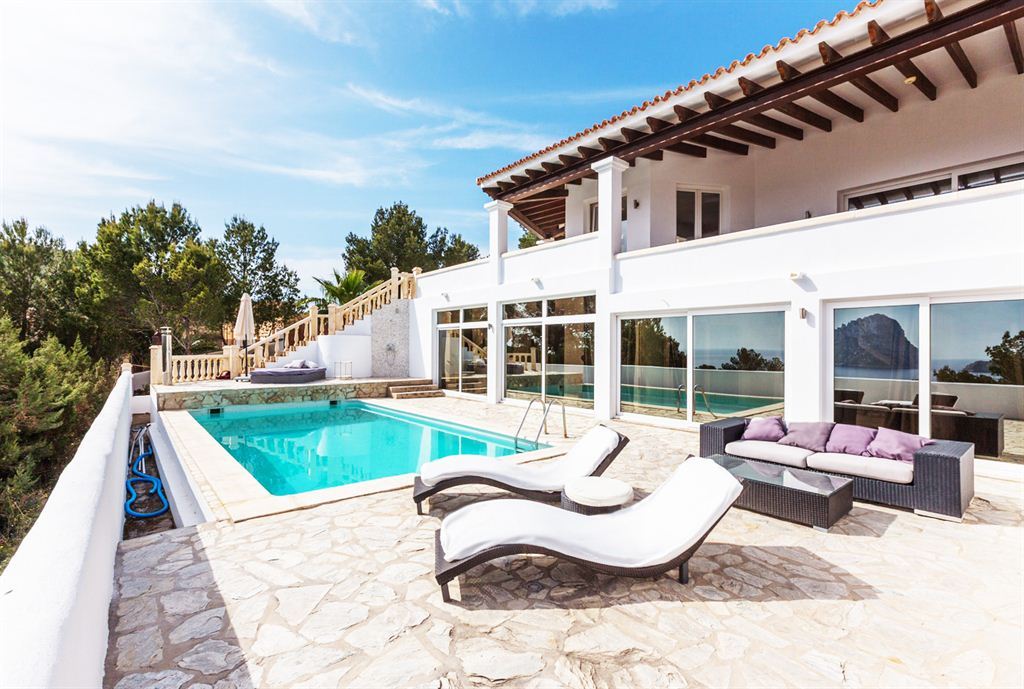 Villa in Cala Carbo met toeristische vergunning en een fantastisch uitzicht op Es Vedrá