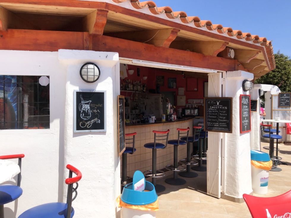 Lucrative Business Opportunity - Bar bij het zwembad in Santa Eulalia met uitzicht op zee te koop