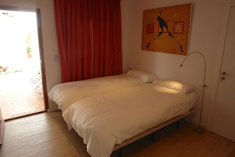 Unieke villa met 8 slaapkamers in Port Des Torrent te koop