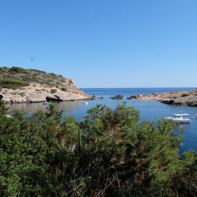 Schitterende eerstelijns villa te koop in het noorden van het eiland, Ibiza