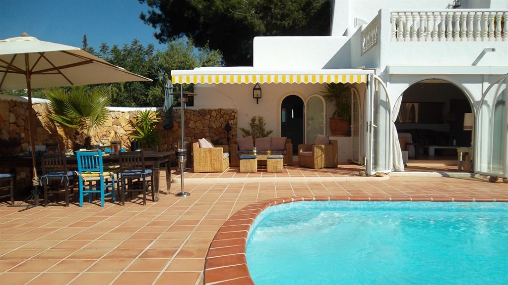 Mooie huis te koop Ibiza - gelegen op de heuvel van San Rafael